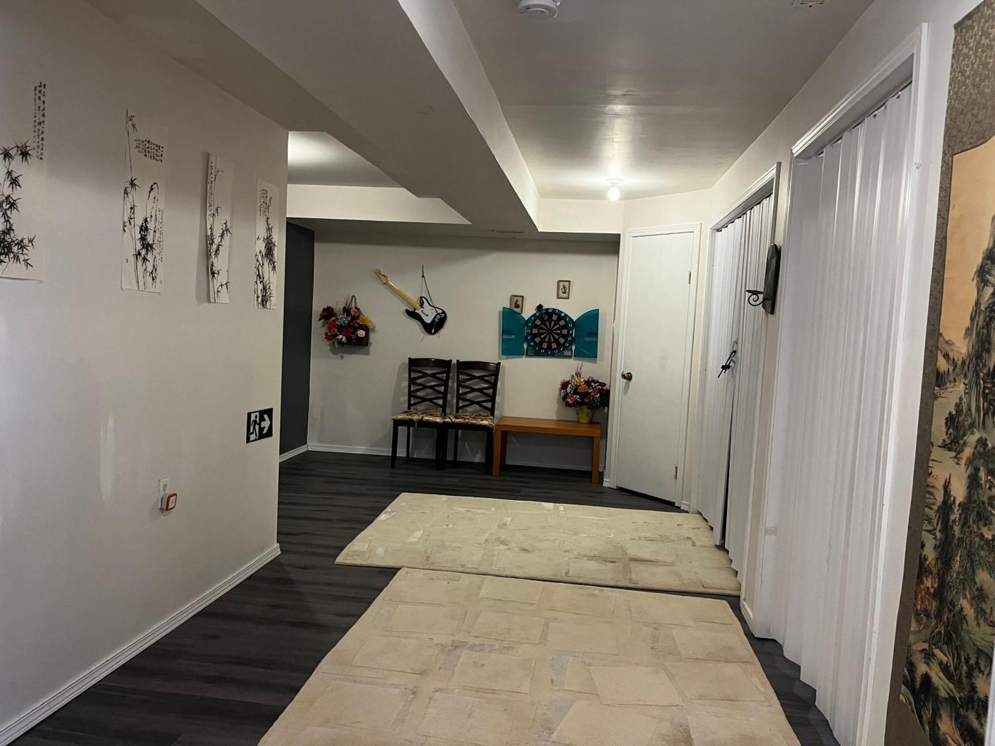 Hidden Valley New Basement Suite With Private Bathroom! YYC Kültér fotó