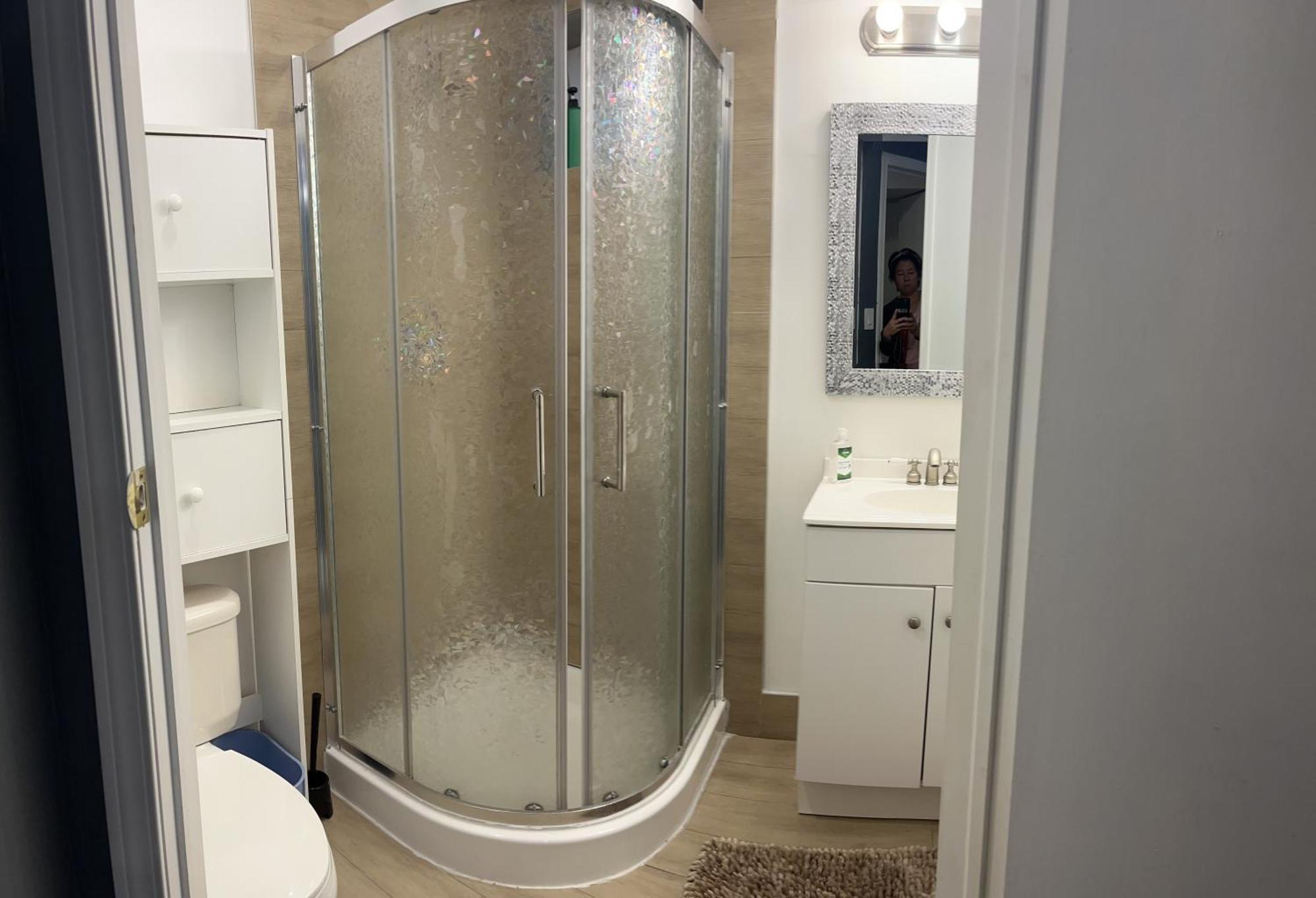 Hidden Valley New Basement Suite With Private Bathroom! YYC Kültér fotó