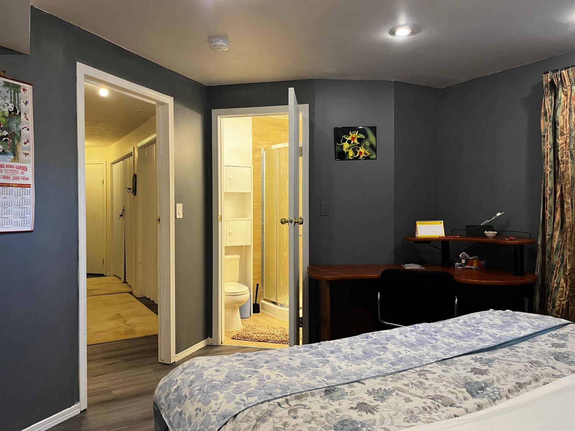 Hidden Valley New Basement Suite With Private Bathroom! YYC Kültér fotó