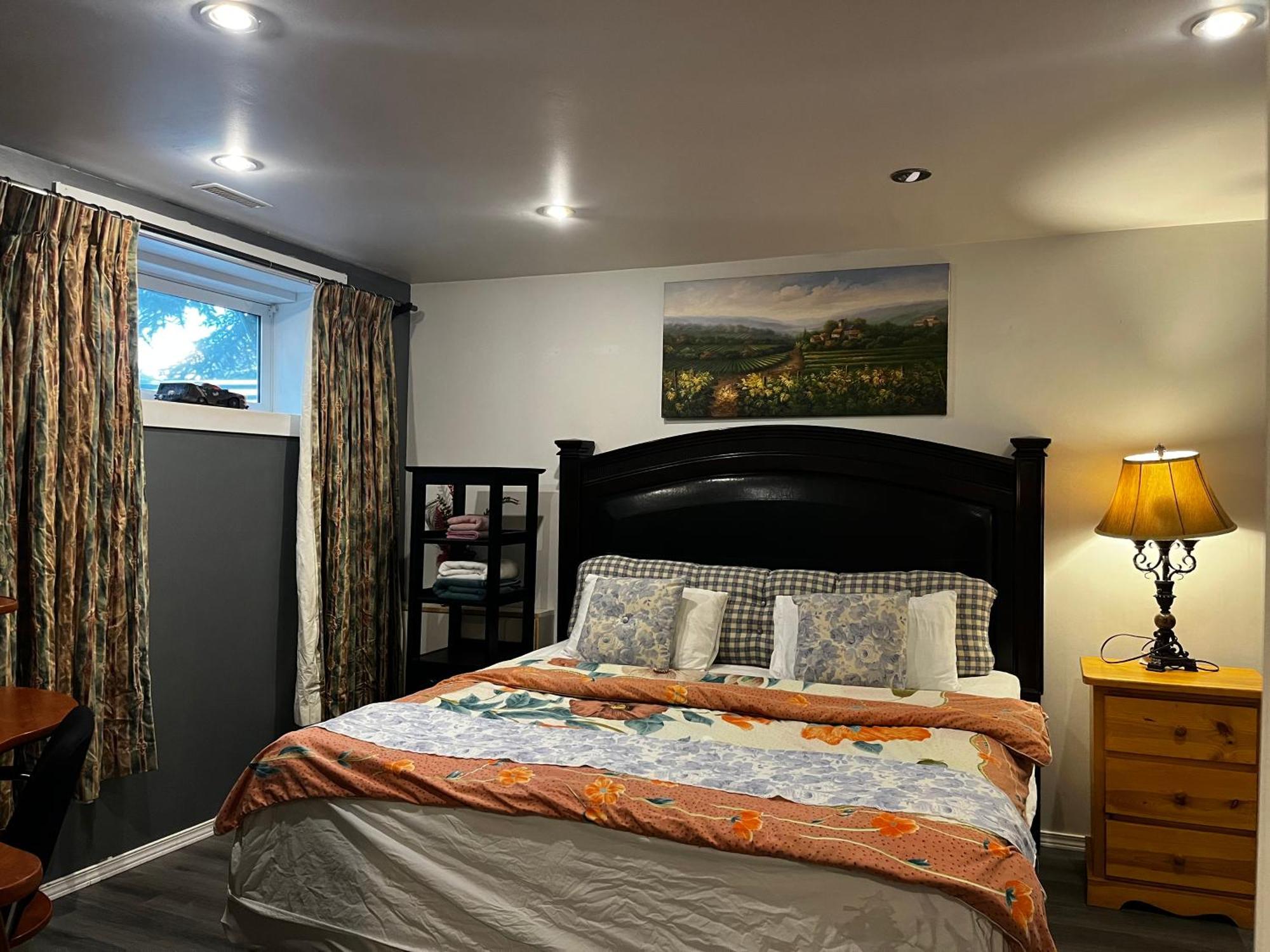 Hidden Valley New Basement Suite With Private Bathroom! YYC Kültér fotó